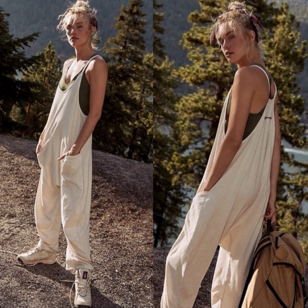 Free People Movement Hot Shot Jumpsuit Size S Women’s Onesie Oatmeal / Beige